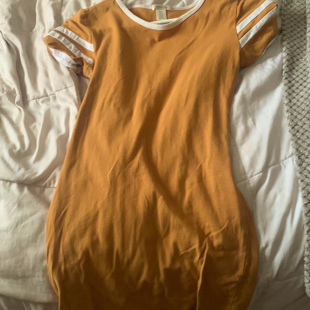 Girls, woman’s, teens, yellow and white small short sleeve dress